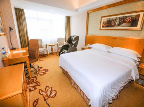 Гостиница Vienna Hotel Yingcheng Hai Mountain Yingcheng  Сяогань